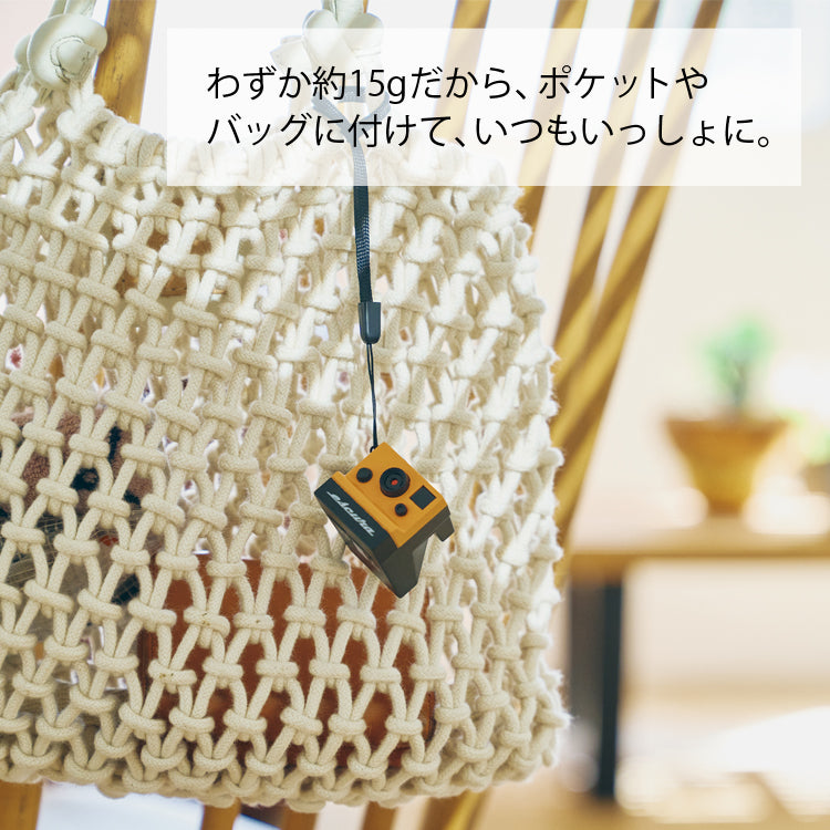 カメラ ESCURA レトロ１ デジタル ミニカメラ 保証書付 定形外 送料無料 エスクーラ
894-AMZ10003 シンシア ポラロイド デジタルカメラ 超小型 レトロ インスタントカメラ ノスタルジック ミニチュア 玩具ホワイト