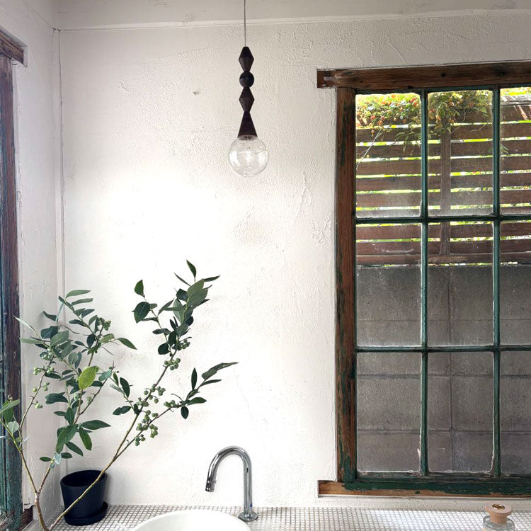 shesay アンティーク感漂う ウッドパーツのLEDライト 108248 照明 電池式 LED ハンギングライト 吊り下げ ガラス リモコン タイマー 木製 調光 北欧 工事不要 工具不要 簡単 クリスマス オーナメントブラウン