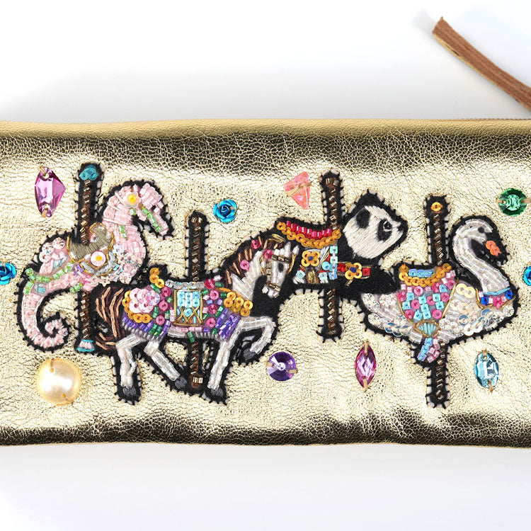 タマオワールド 長財布 Merry-go-round Gold メリーゴーランド ゴールド WAL3839 送料無料 刺繍 羊革 財布 メタリック キラキラ 大容量 パンダ 白鳥 白馬 タツノオトシゴ