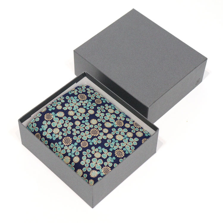 印傳屋 印伝 白詰草 二つ折り財布 7302 送料無料 財布 小銭入れ 三つ葉 四つ葉 花柄 札入れ ギフト レディース