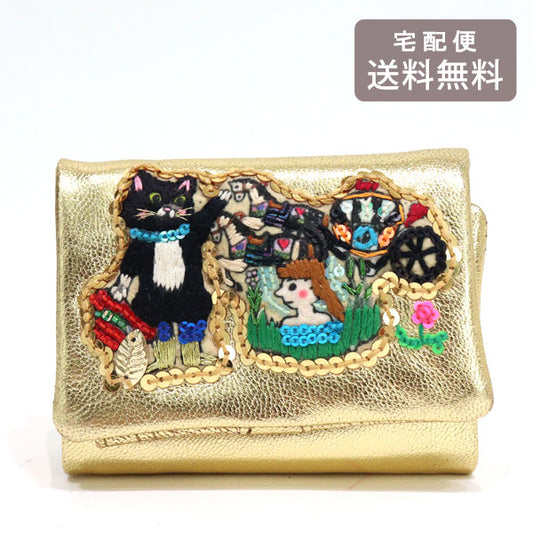 タマオワールド Cat wearing boots ゴールド  WAL3125 送料無料 tamao world  折財布 刺繍 小銭入れ ミニ財布 レディース ハナカラクサ