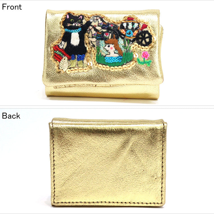 タマオワールド Cat wearing boots ゴールド  WAL3125 送料無料 tamao world  折財布 刺繍 小銭入れ ミニ財布 レディース ハナカラクサ